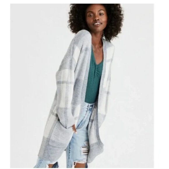American Eagle || Oversized Plaid Duster Cardigan - Picture 1 of 7